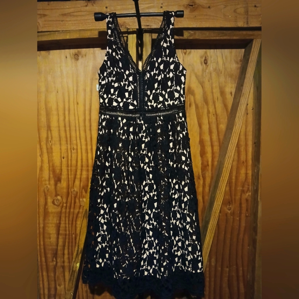 Giana Bini Black lace dress